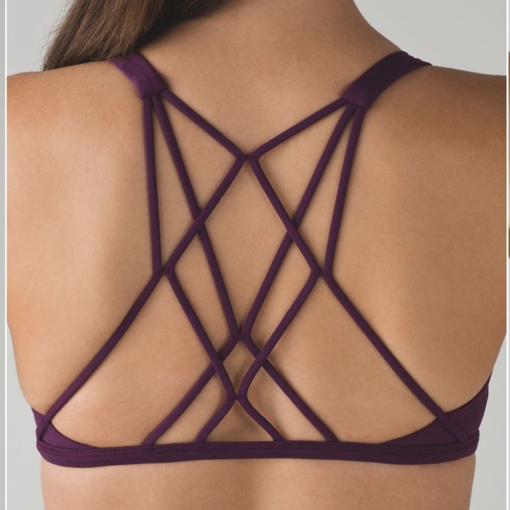 Lululemon free to be sports bra